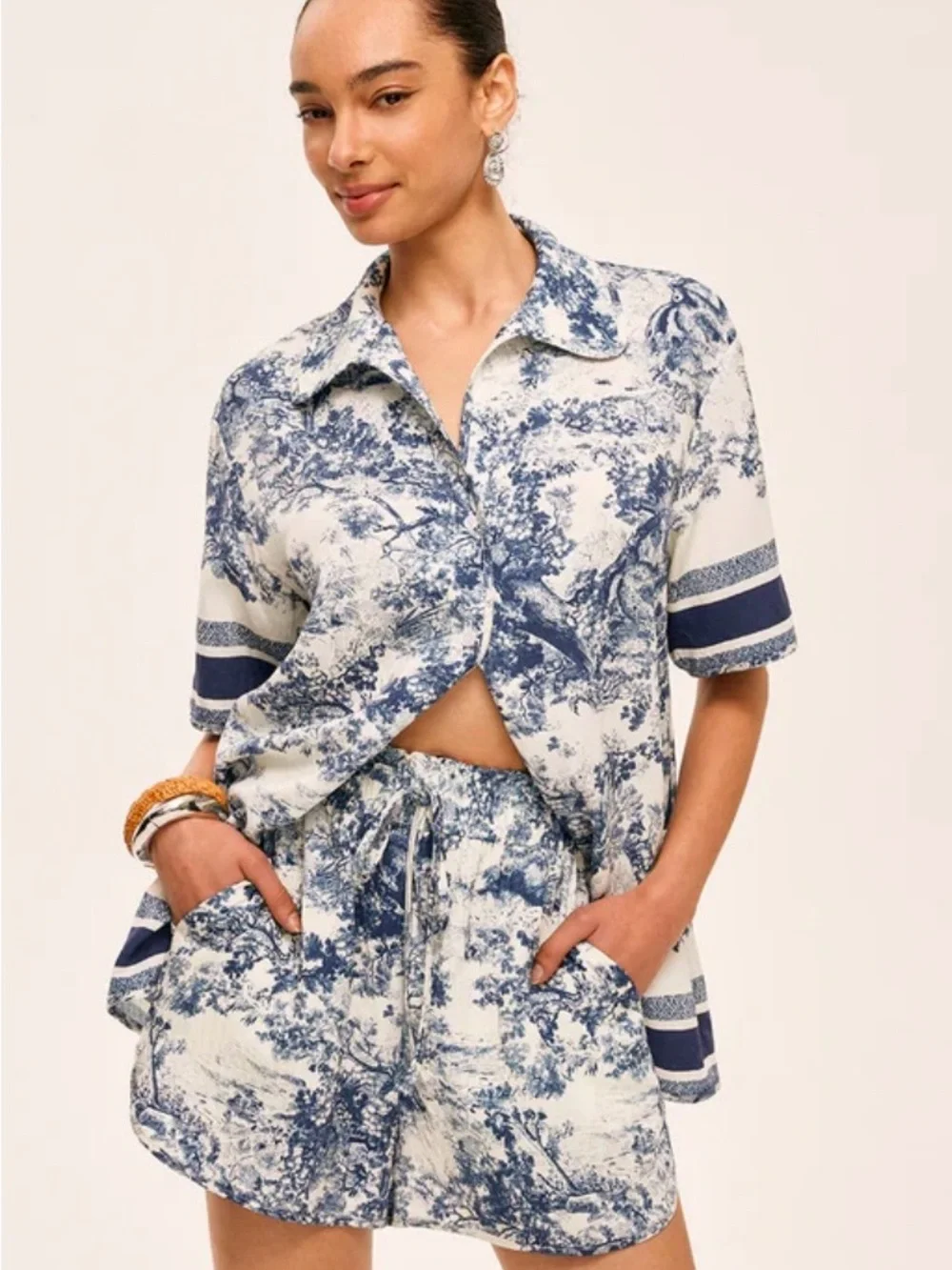 Blue Toile Print Short Sleeve Shirt - Women's Blue Toile Top & Shorts- NWT - Picture 2 of 10